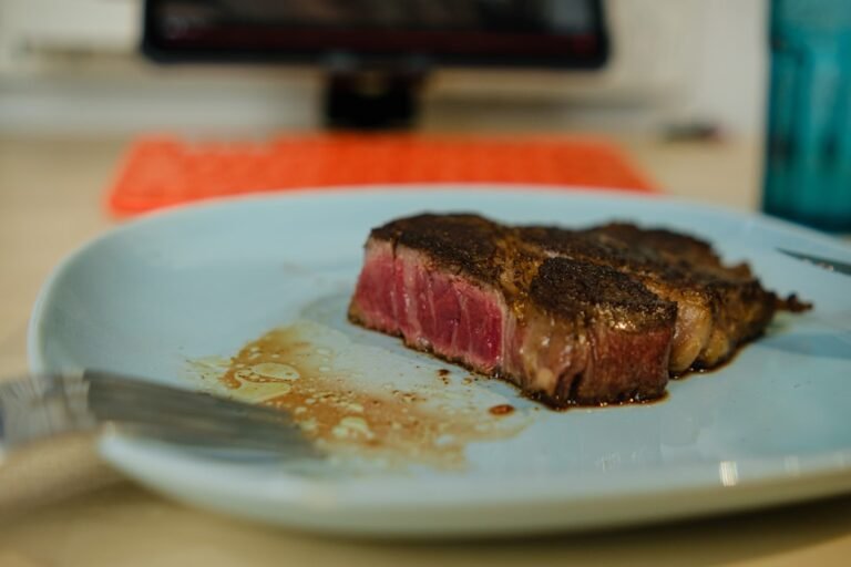 calories in steak tips - Photo by Tommy Texter on Unsplash